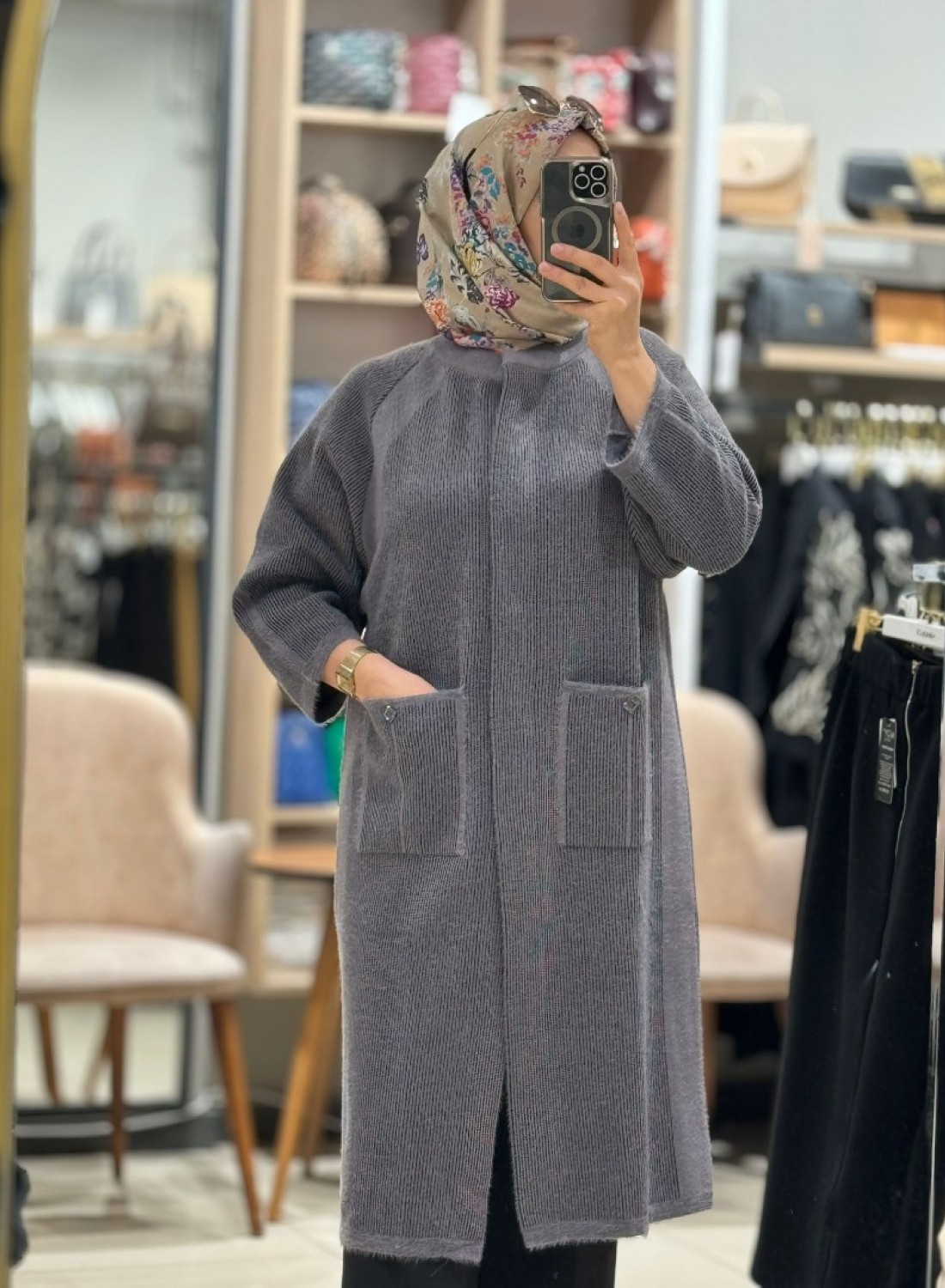 ANGORA HIRKA