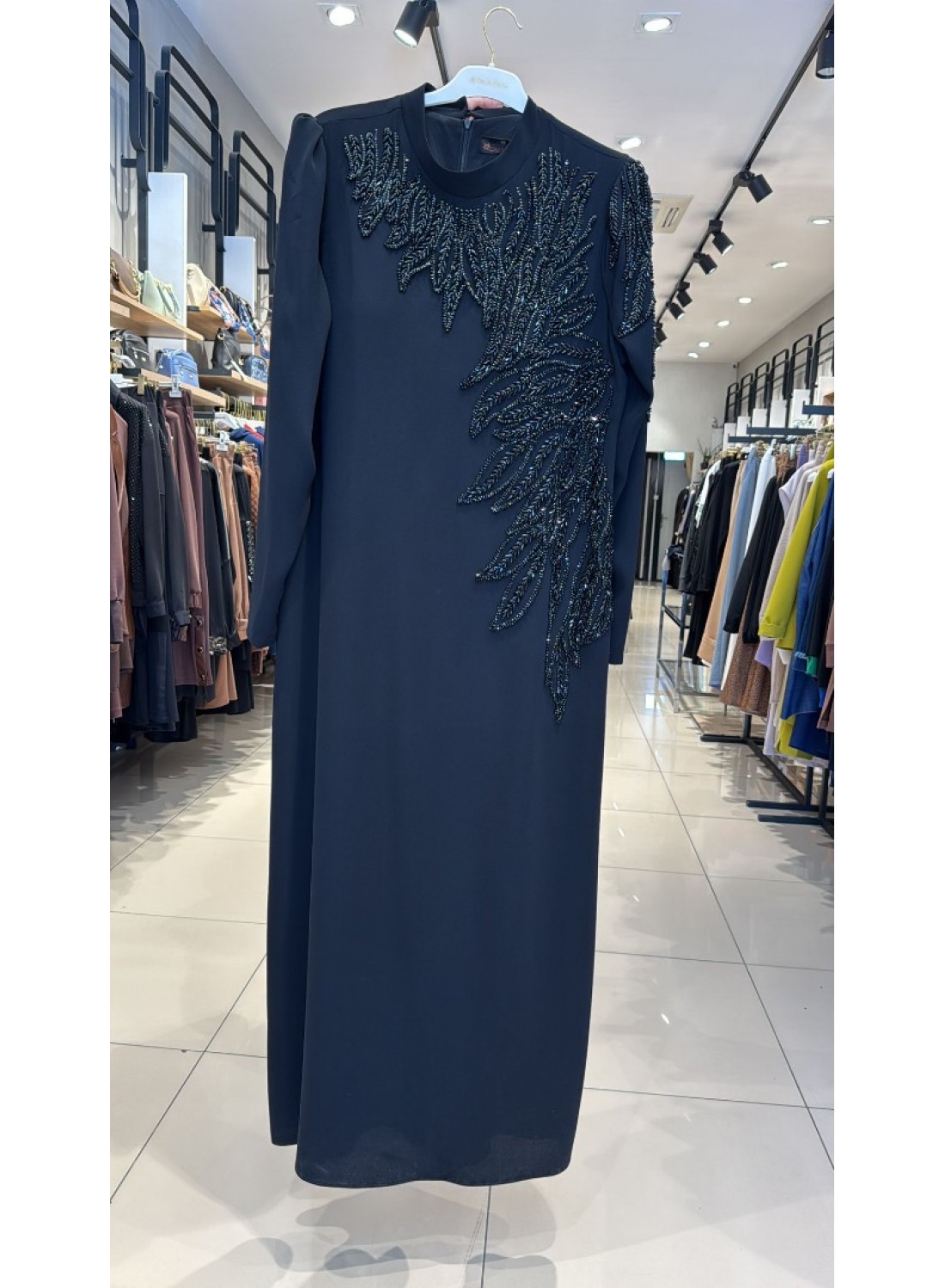 SİYAH EL İŞLEME ABİYE